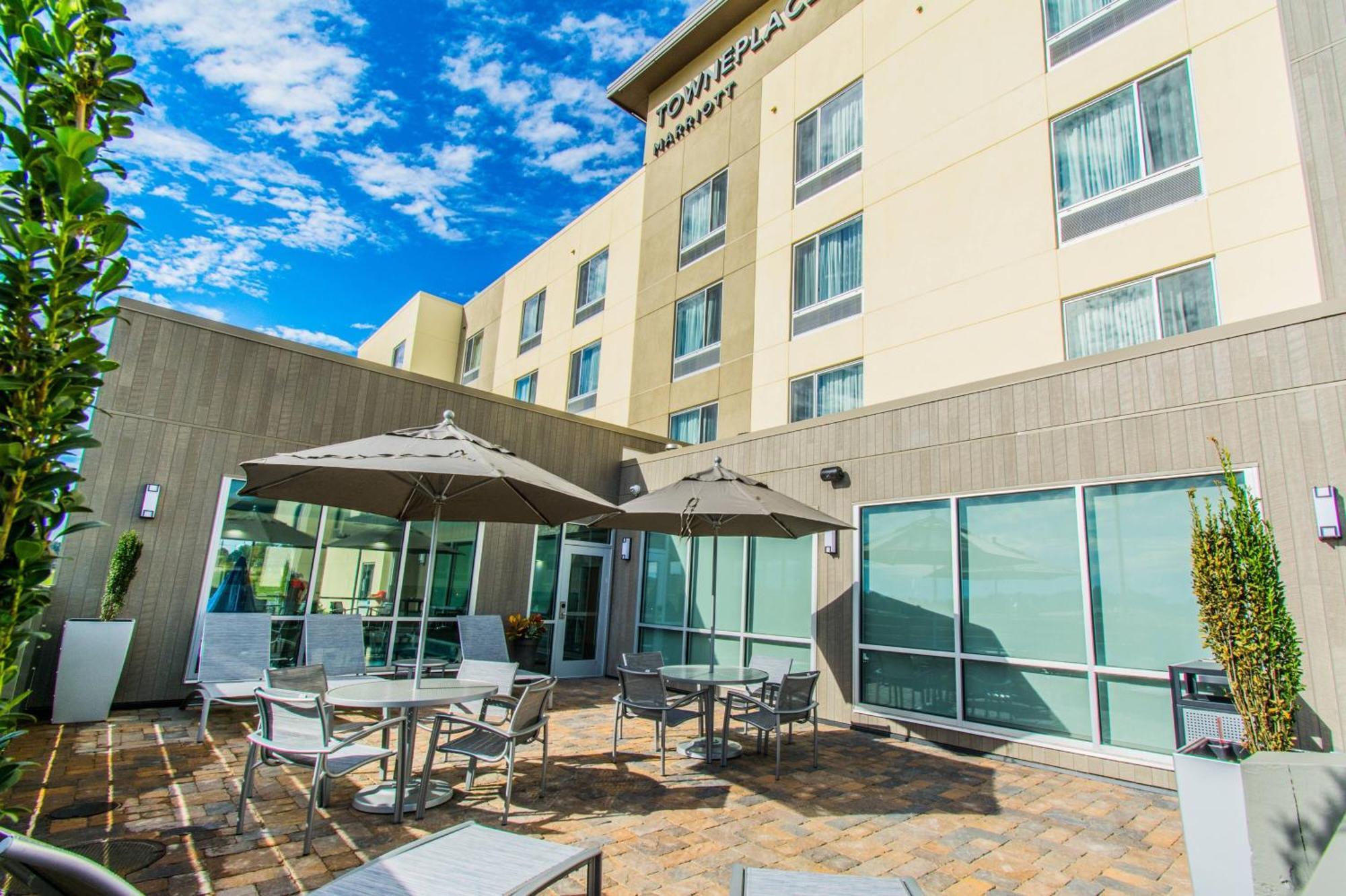 Towneplace Suites By Marriott Evansville Newburgh Exterior photo